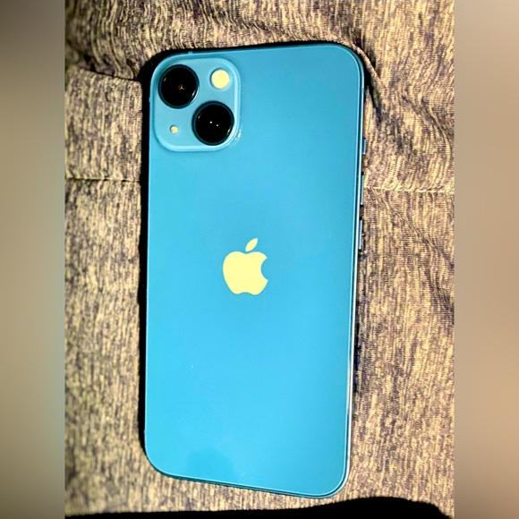 Like New iPhone 13 - Picture 1 of 3